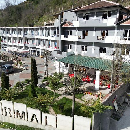 Hotel Termal Peshkopi エクステリア 写真