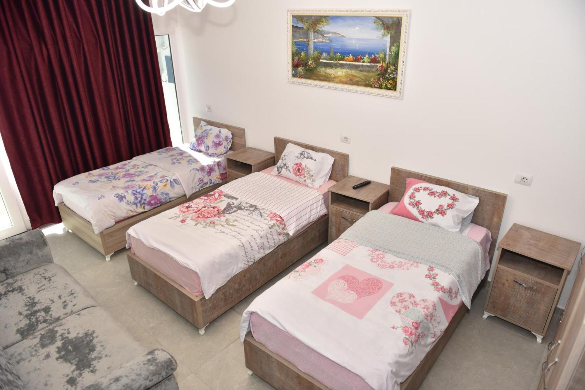 Hotel Termal Peshkopi エクステリア 写真
