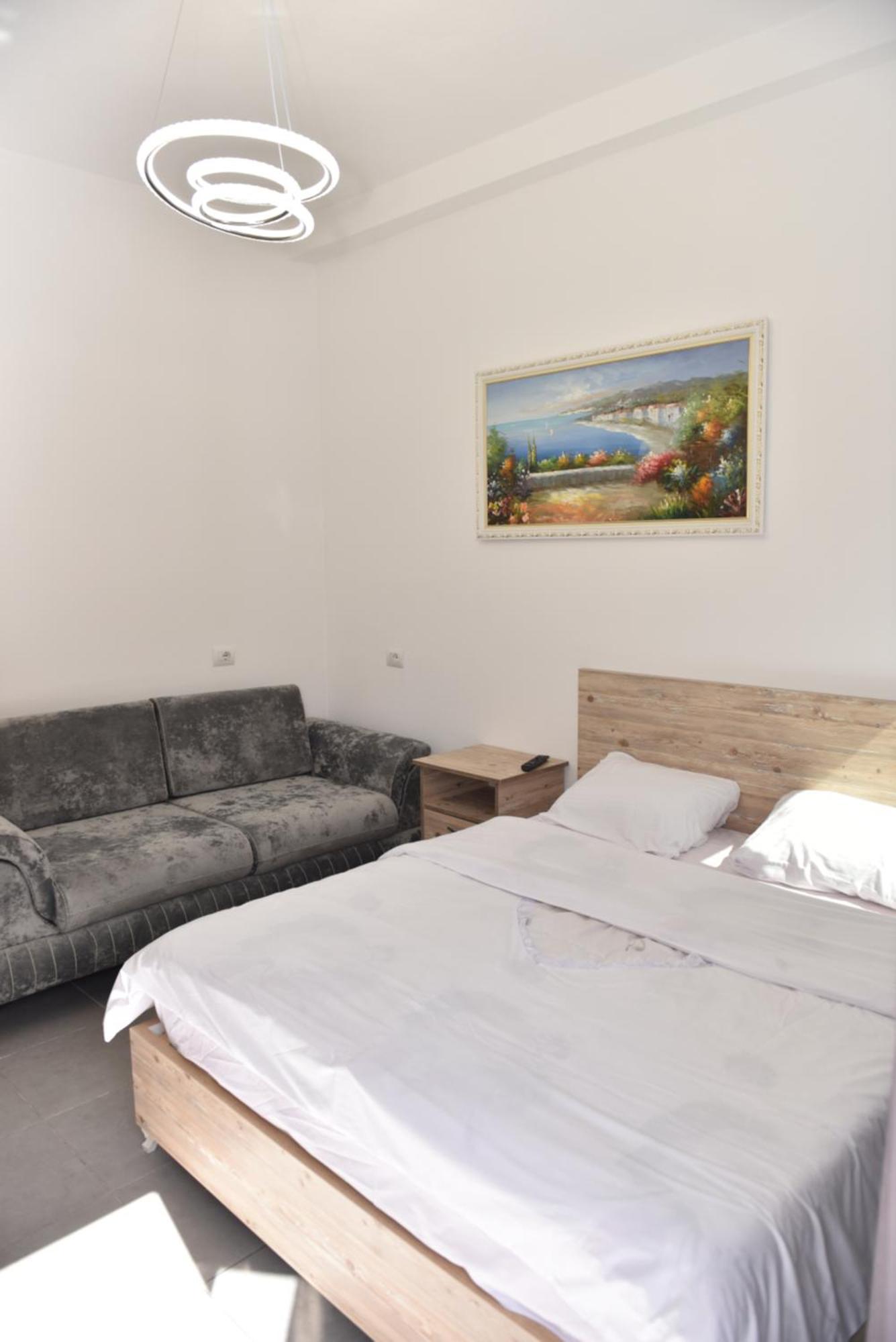 Hotel Termal Peshkopi エクステリア 写真