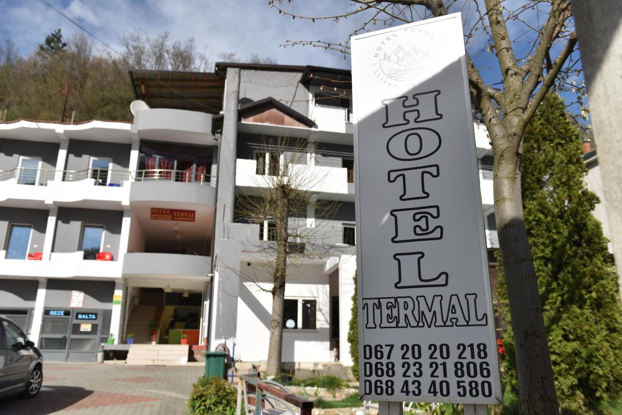 Hotel Termal Peshkopi エクステリア 写真