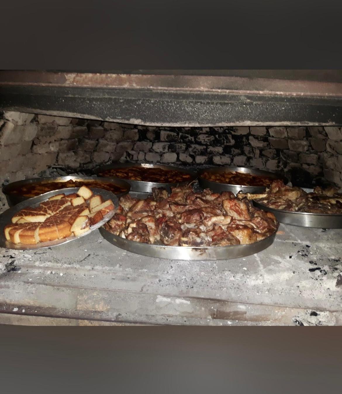 Hotel Termal Peshkopi エクステリア 写真